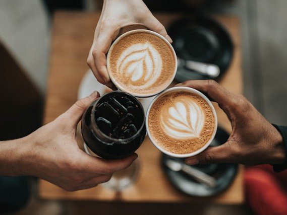 ¿Tomamos un café?