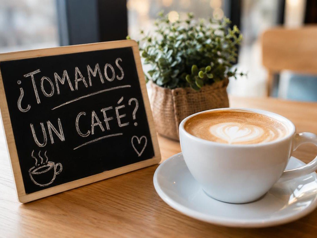 ¿Tomamos un café?